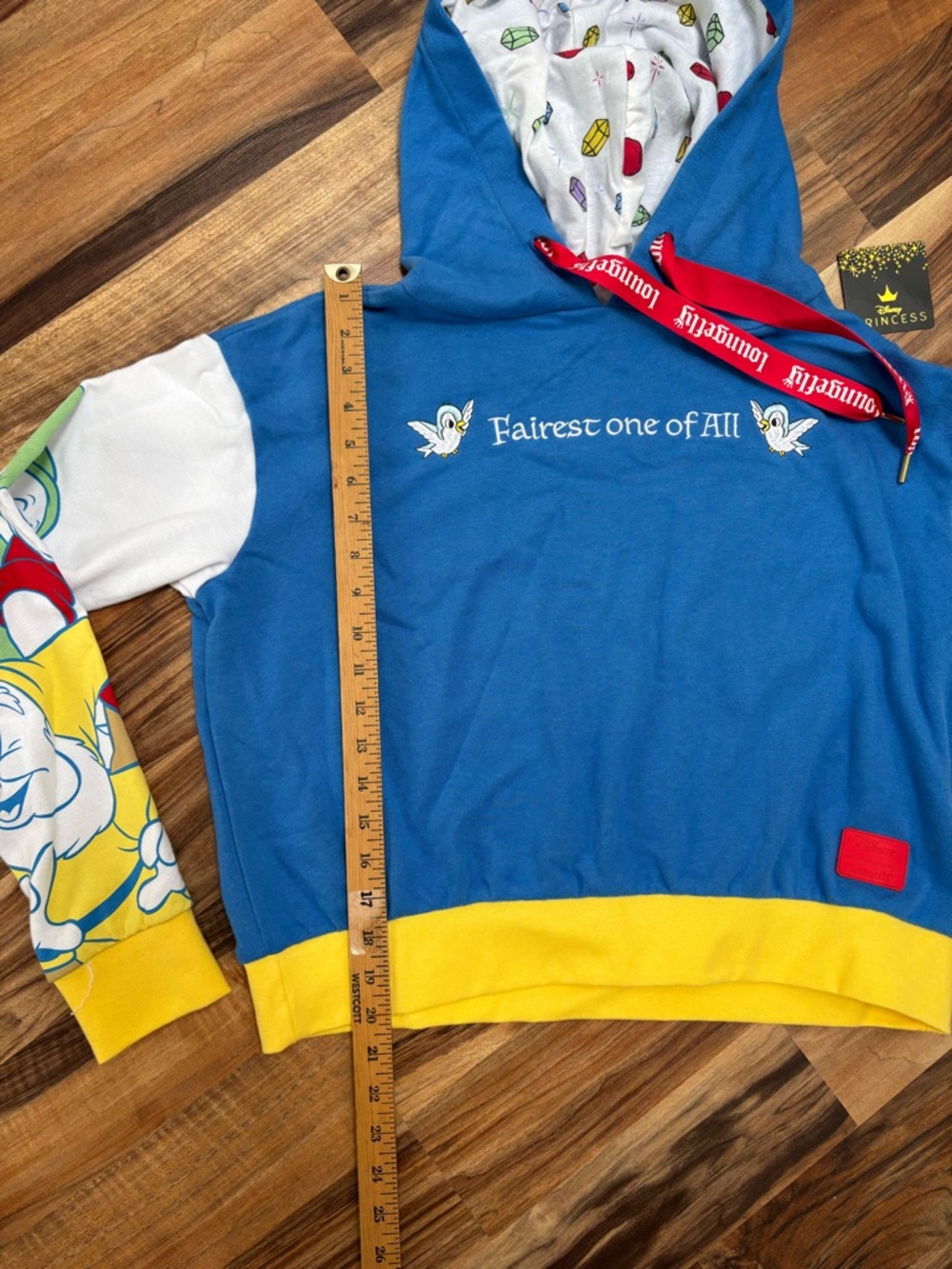 Loungefly Disney Princess Snow White sweatshirt NWT size Large - Picture 5 of 11